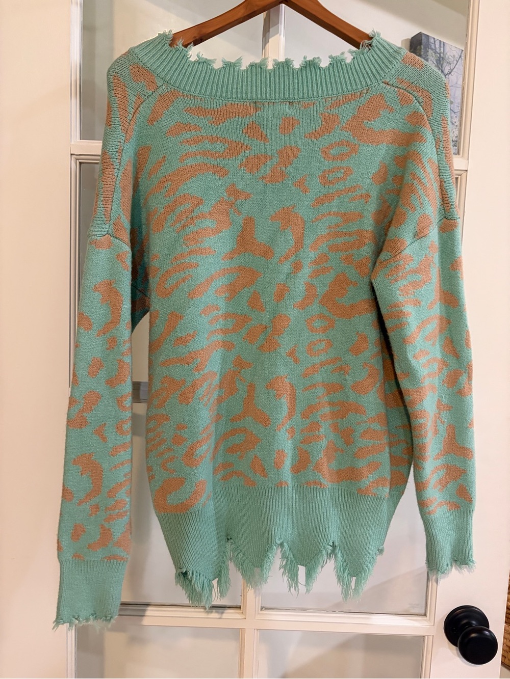 Blue B Mint Green Tan Leopard Print V Neck Sweater Distressed Fringe Trim Boho - Picture 5 of 5